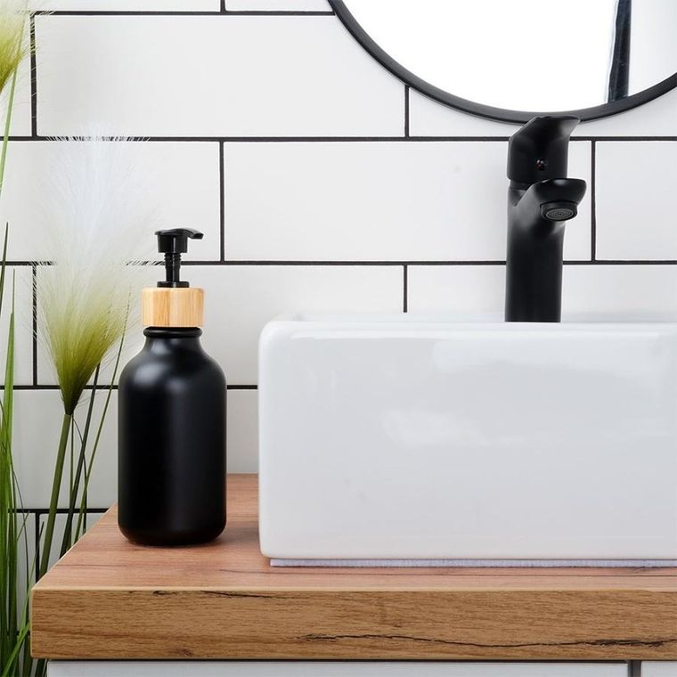 Vilde, dozownik do mydła, czarny, 300 ml