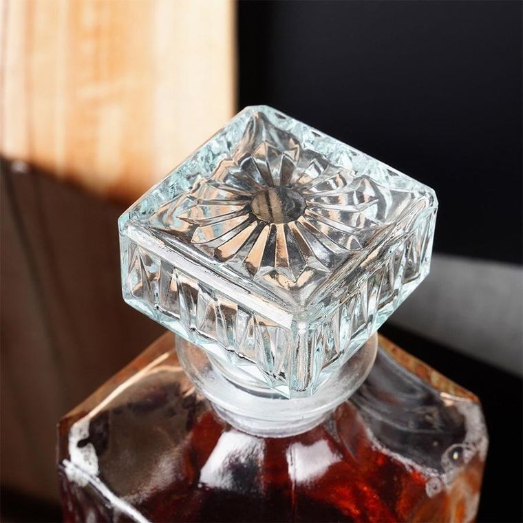 Vilde, karafka do whisky, szklana, 900 ml