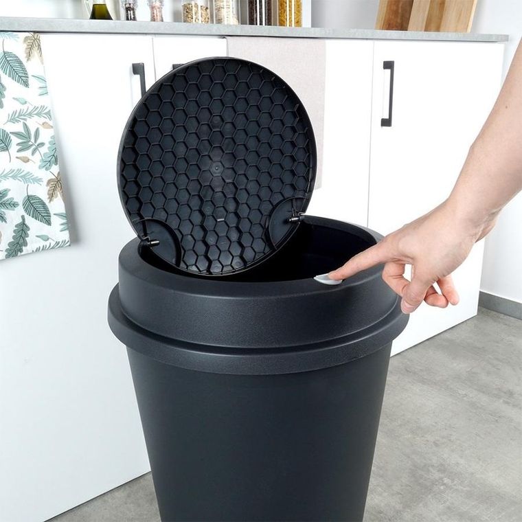 Vilde, kosz na śmieci plastikowy, czarny, 47 l