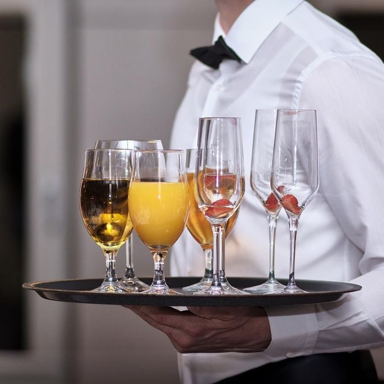 Vilde, taca kelnerska antypoślizgowa, czarna, 35 cm