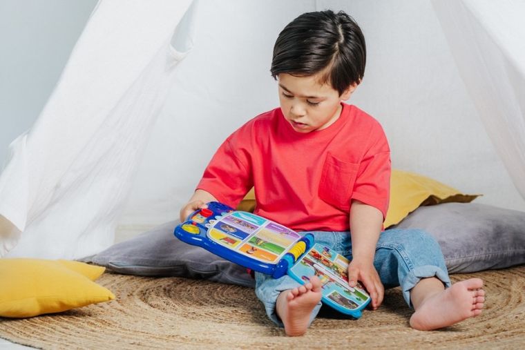 Vtech, Psi Patrol, książeczka, przygoda kosmopiesków