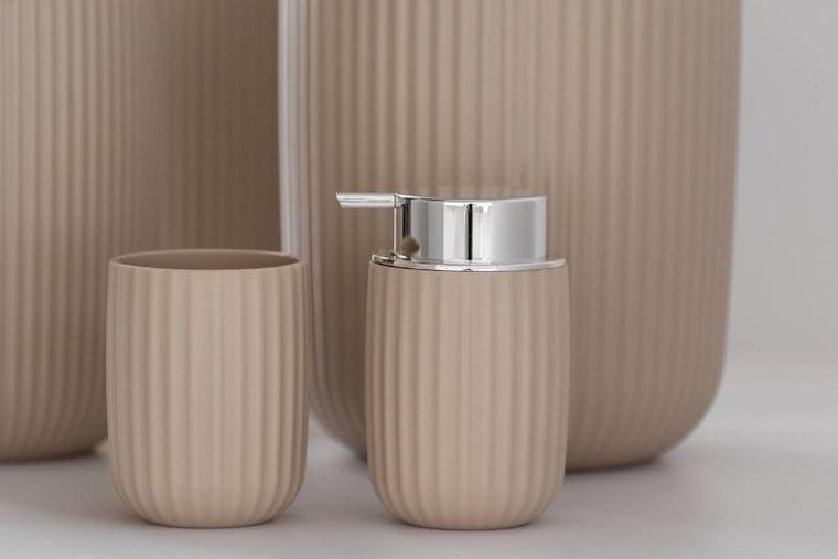 Wenko, dozownik do mydła w płynie, Agropoli