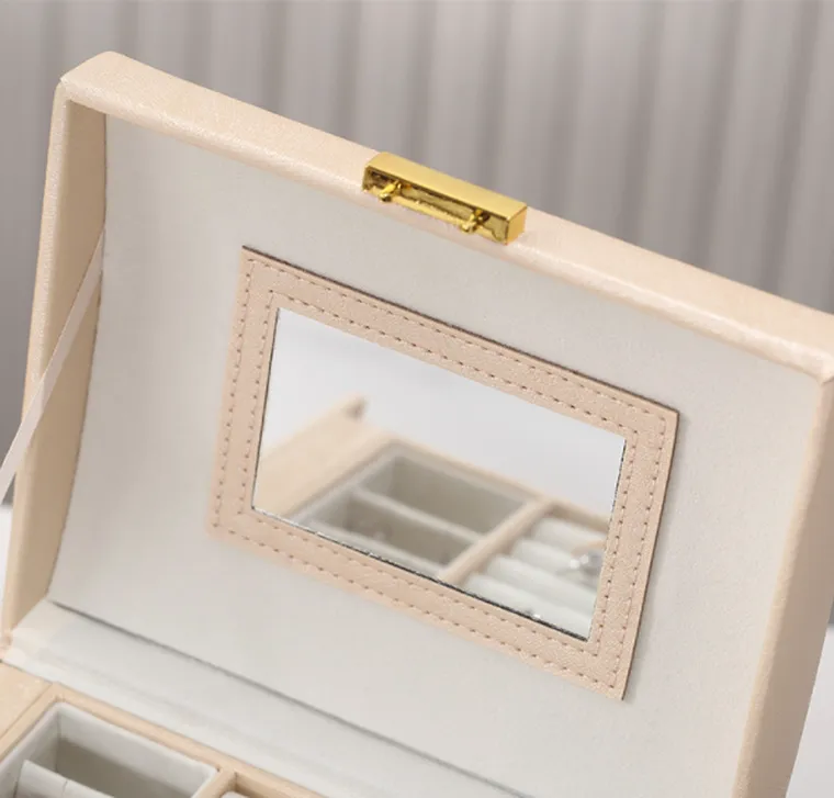 Wielopoziomowy kuferek na biżuterię, Lelani, beżowo-złota, rozmiar L