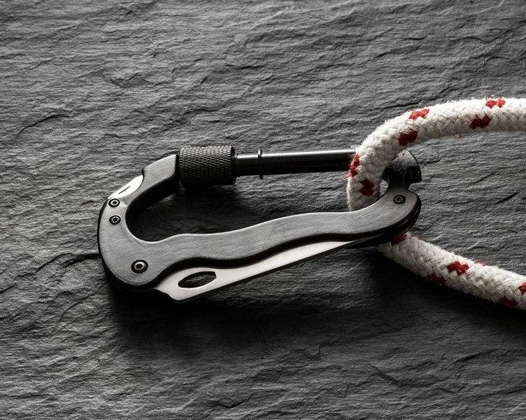 Wielozadaniowy karabińczyk, 6w1