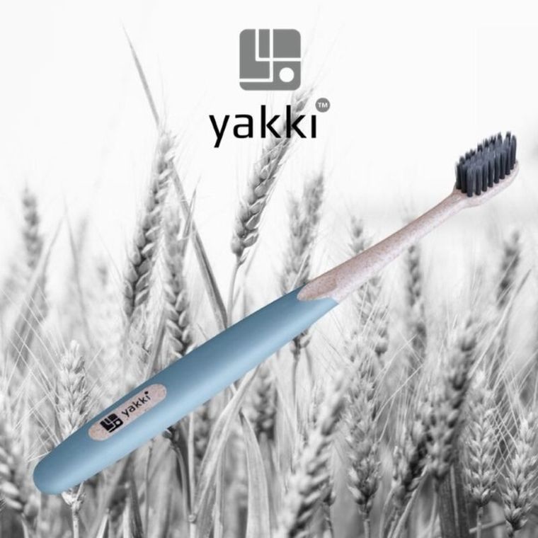 Yakki, szczoteczka z miękkim włosiem w etui, antybakteryjna i biodegradowalna