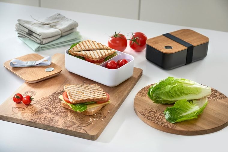 Zeller, lunchbox z przegródką, 19-12-7 cm, czarny