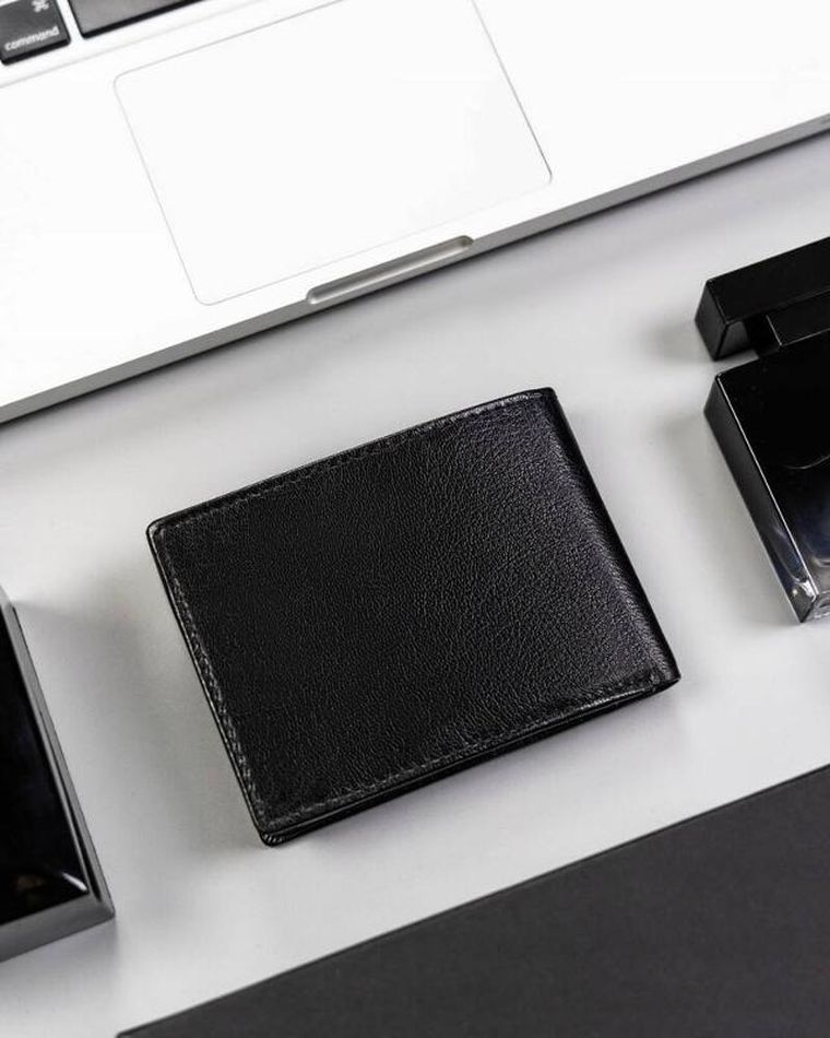 Zestaw: Portfel, Brelok, czarny, skórzany, Rovicky