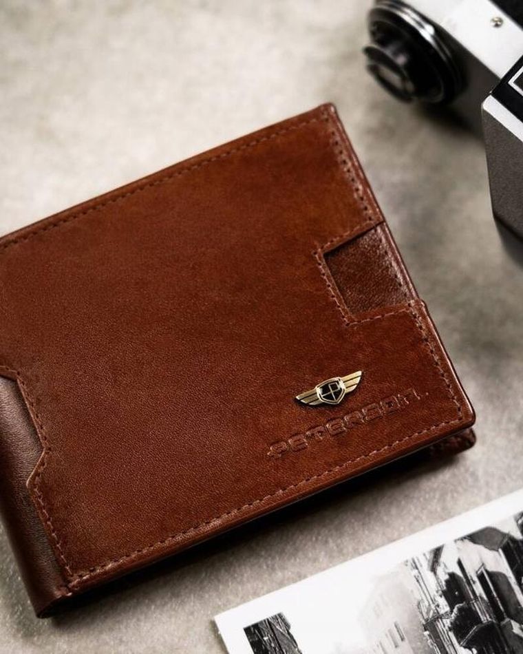 Zestaw: Portfel, Etui na karty, Brelok, brązowy, skórzany, RFID, Peterson