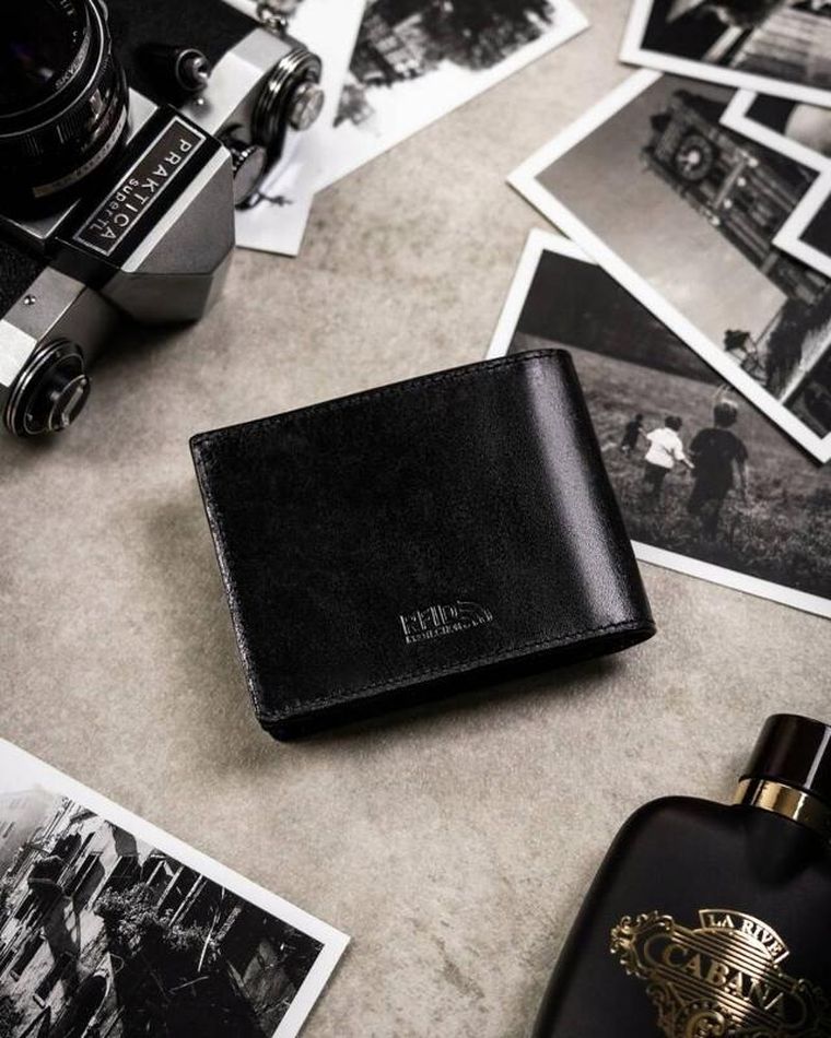 Zestaw: Portfel, Etui na karty, Brelok, czarny, skórzany, RFID, Peterson