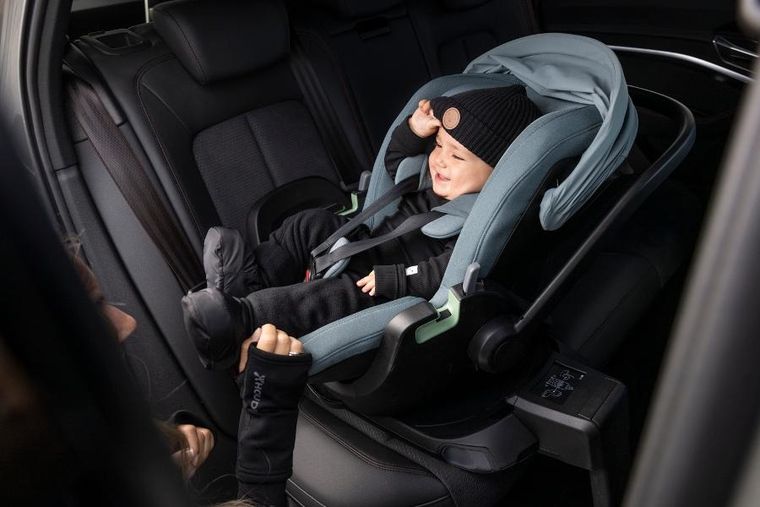 Thule, Alfi, baza fotelika samochodowego z mocowaniem ISOFIX