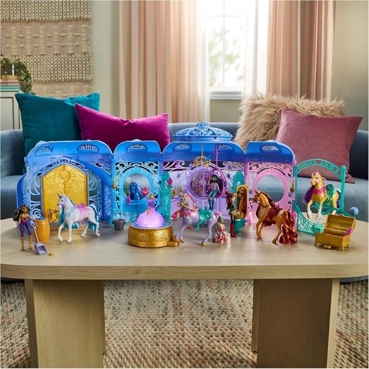 Akademia Jednorożców, Gwiezdna fontanna i stajnia, zestaw do małych figurek