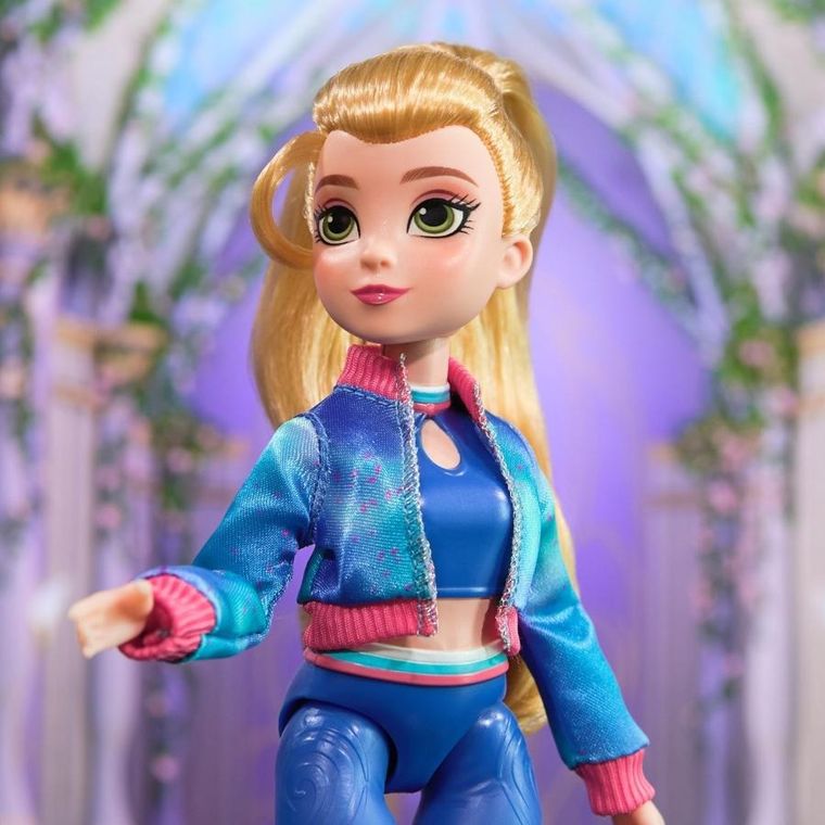 Akademia Jednorożców, Isabel Masquerade, lalka modowa