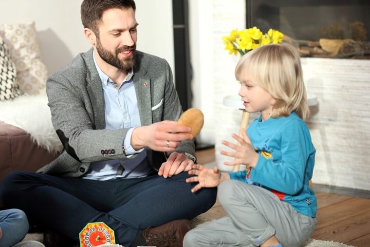 Alexander, Gorący Ziemniak - Pytania graczy, gra familijna