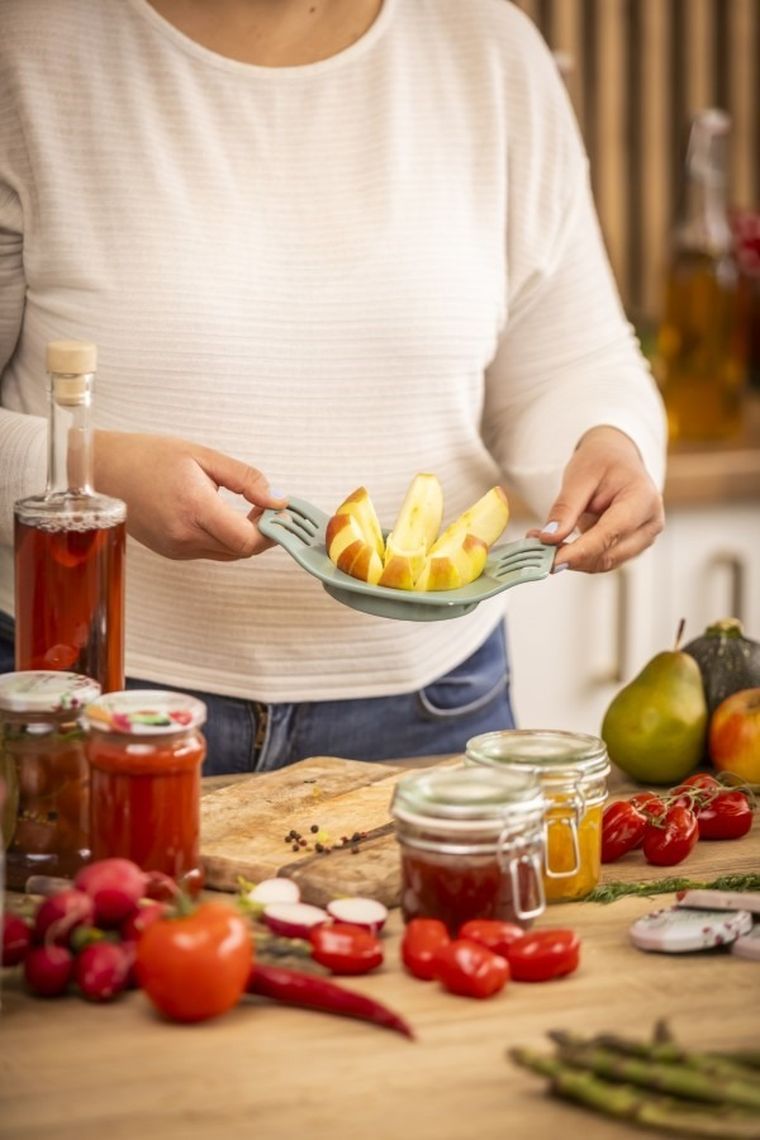 Altom Design, Spiżarnia pani domu, krajacz do jabłek, 18-10.5-3.5 cm