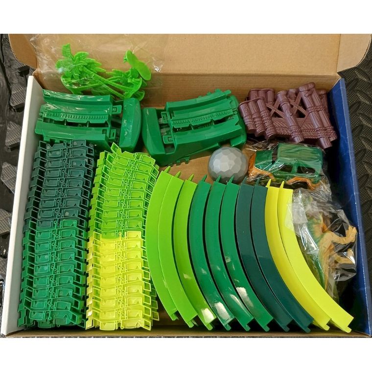 Anek dla Dzieci, dino tor wyścigowy z figurkami, 218 elementów