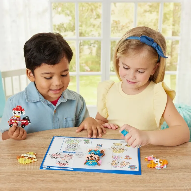 Aquabeads, Psi Patrol, koraliki wodne, zestaw startowy, 600 elementów, 35125