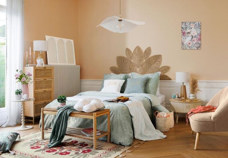 Atmosphera, Alix, stolik kawowy na ozdobnej nodze, 38 cm