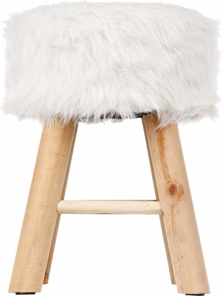 Atmosphera, taboret do siedzenia z niewielkim obiciem a la futro, w białym kolorze
