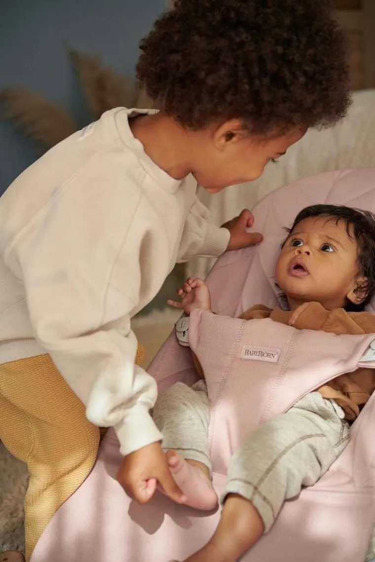 BabyBjörn, Bliss Woven, Petal Quilt, leżaczek, zgaszony róż