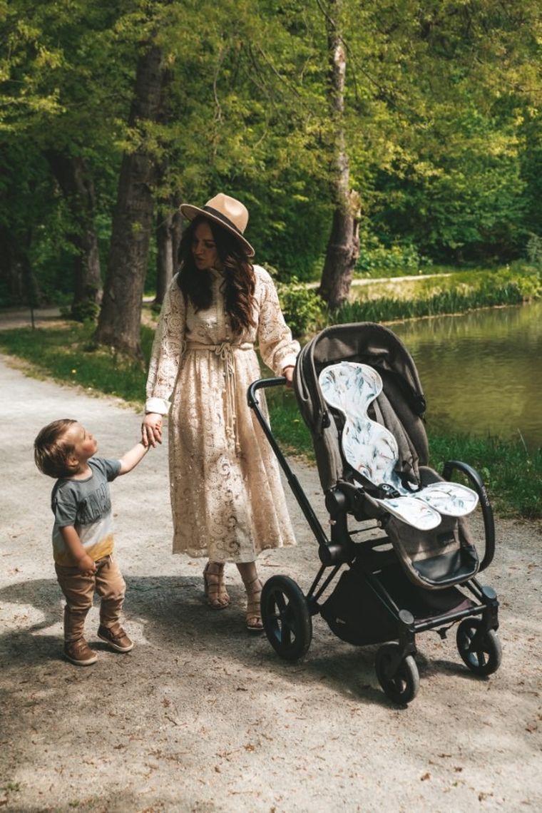 BabyMatex, Paddi'x, Flamingi, wkładka redukująca nacisk do wózka, fotelika, 9-18 kg