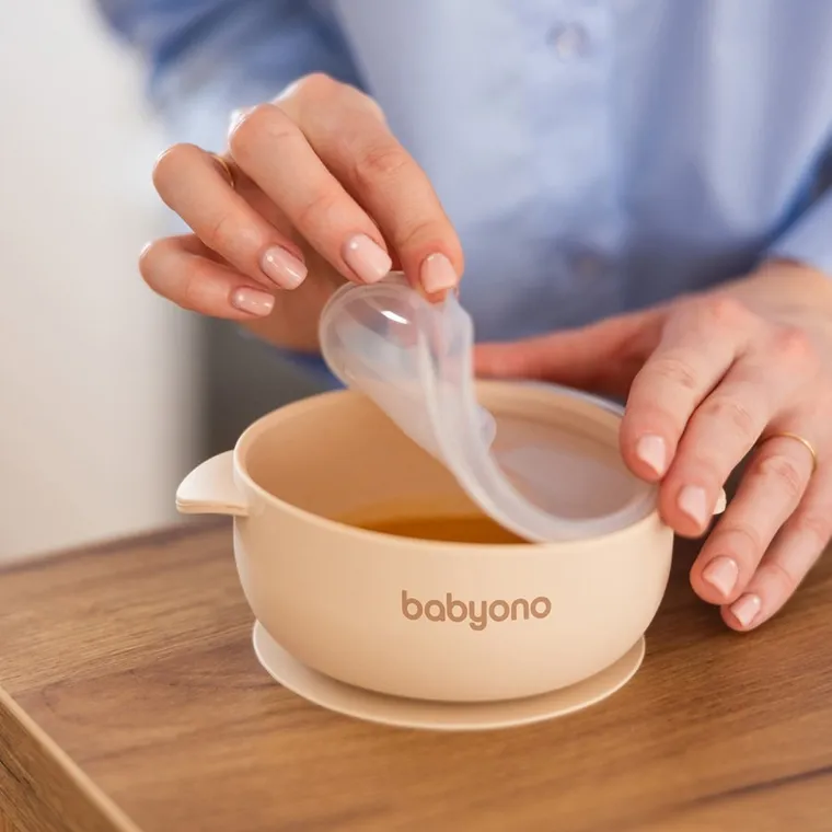 BabyOno, silikonowa miseczka z przyssawką i przykrywką, beżowa