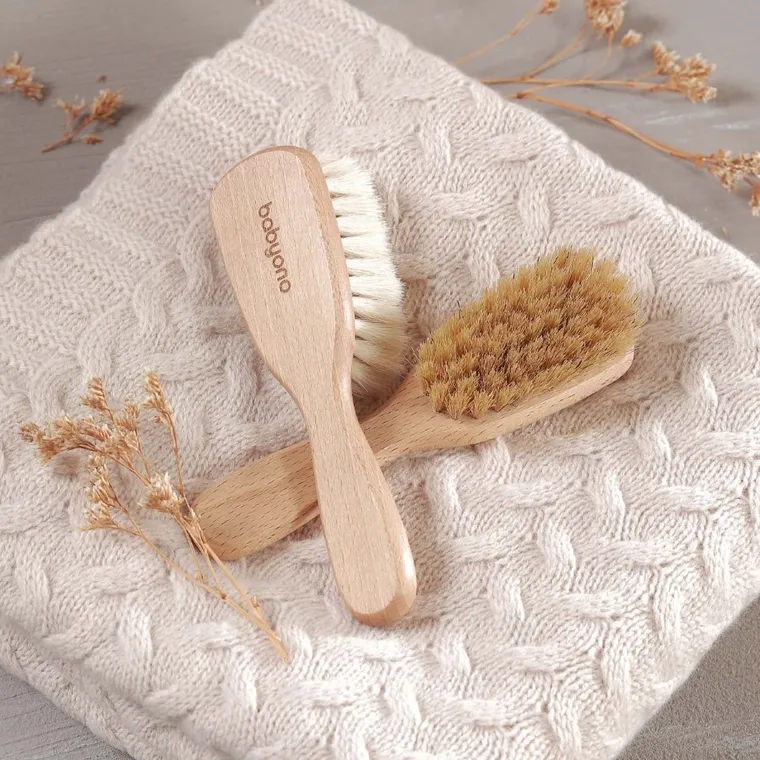 BabyOno, szczotka z naturalnego włosia, średnio miękka