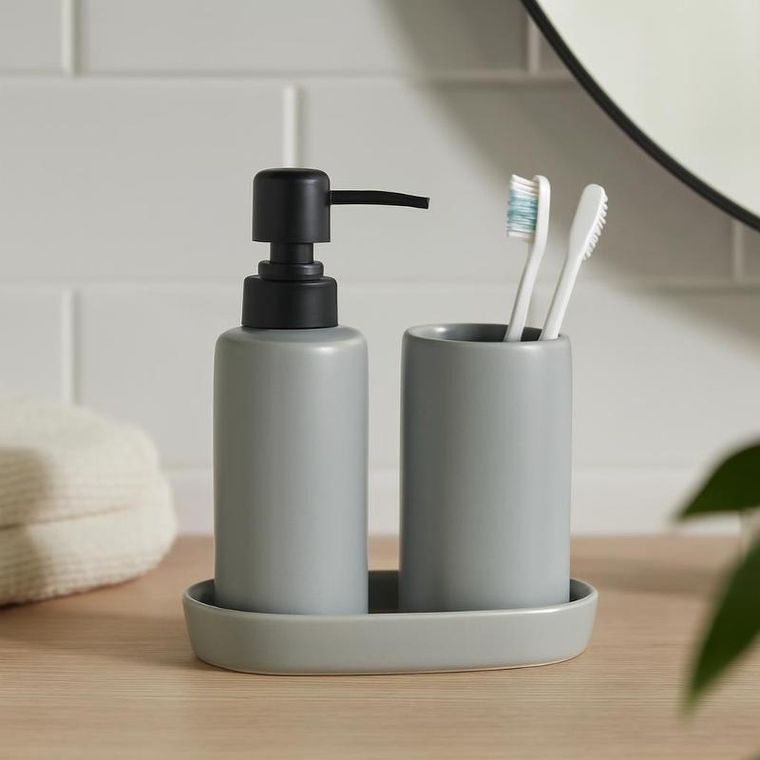 Bathroom Solutions, Ply, zestaw łazienkowy