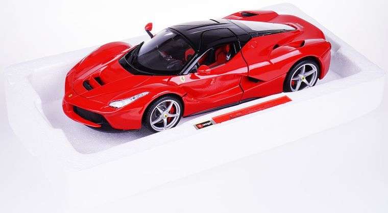 Bburago, LaFerrari, model pojazdu, 1:18