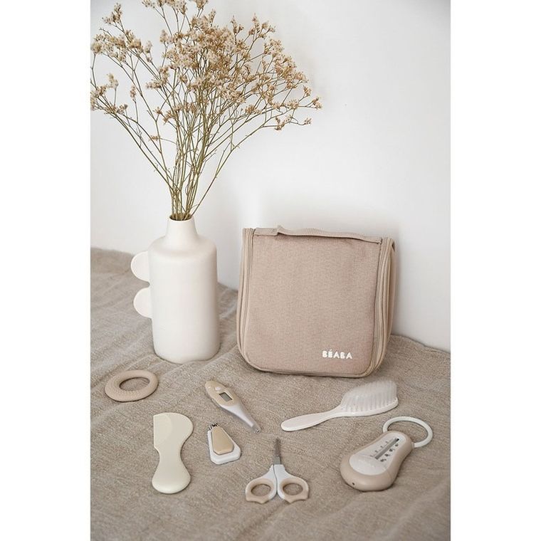 Beaba, kosmetyczka z 10 akcesoriami do pielęgnacji niemowląt, clay
