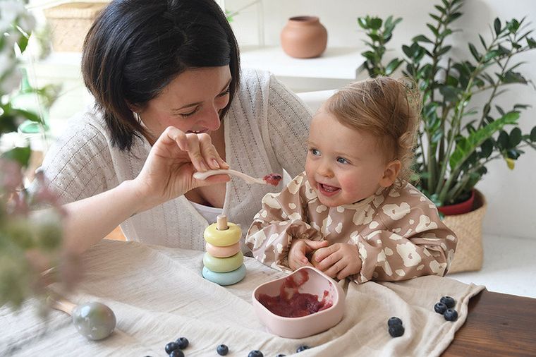 Beaba, silikonowa miseczka z przyssawką, Cotton Candy