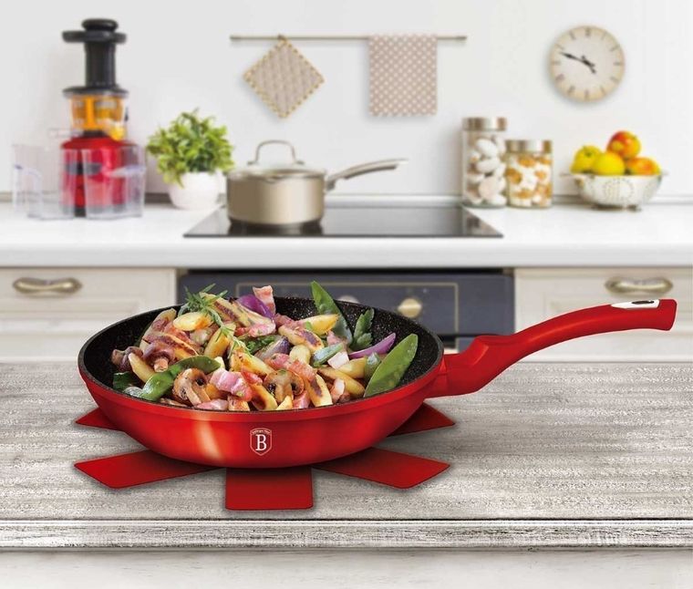 Berlinger Haus, patelnia granitowa, Red Metallic Line, 30 cm