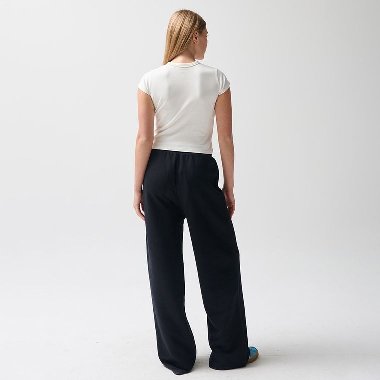 Biały T-shirt z nadrukiem Kuromi NOWEAR