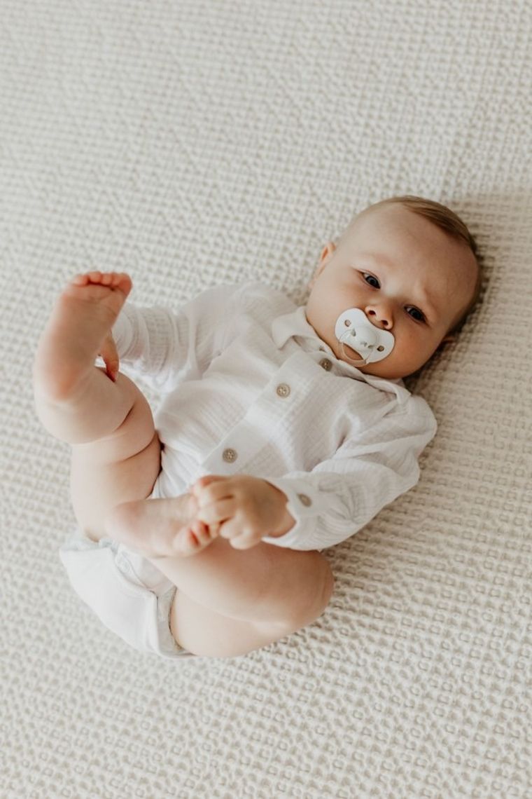 Body koszulowe chłopięce z długim rękawem, białe, Eevi