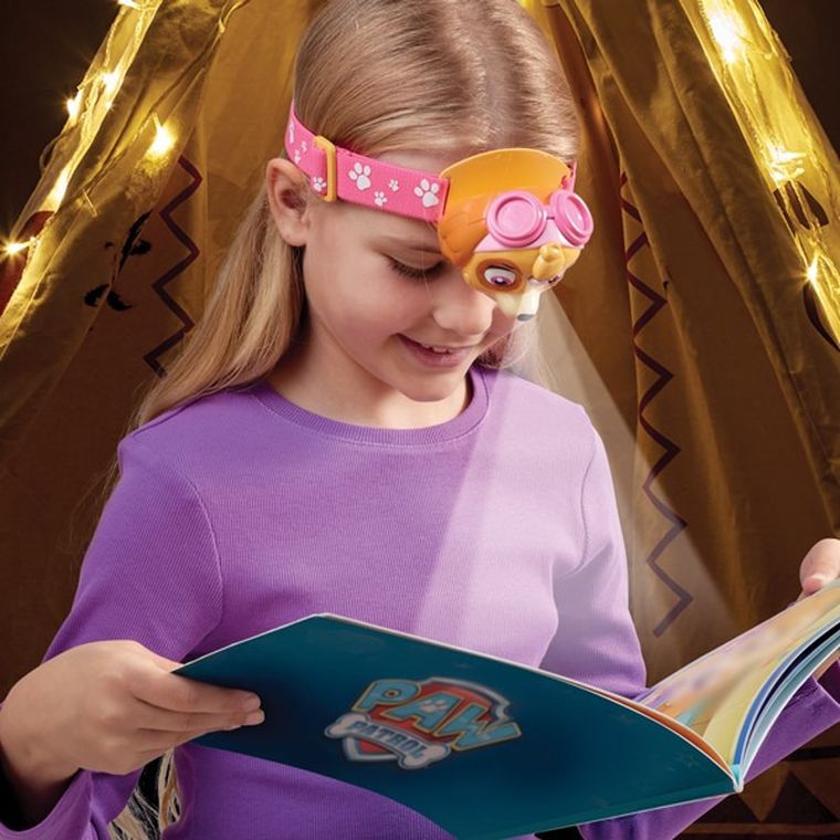 Brainstorm, Psi Patrol, Skye, latarka czołowa