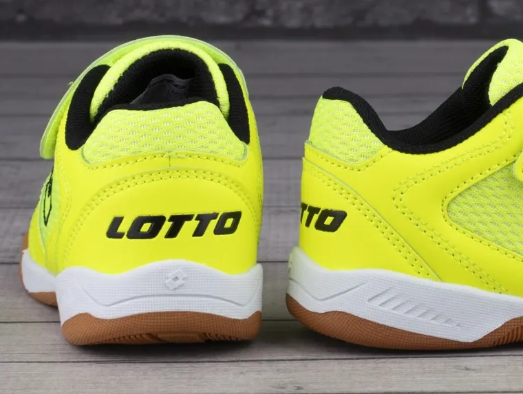 Buty piłkarskie dziecięce, halowe, żółte, Whizzer K