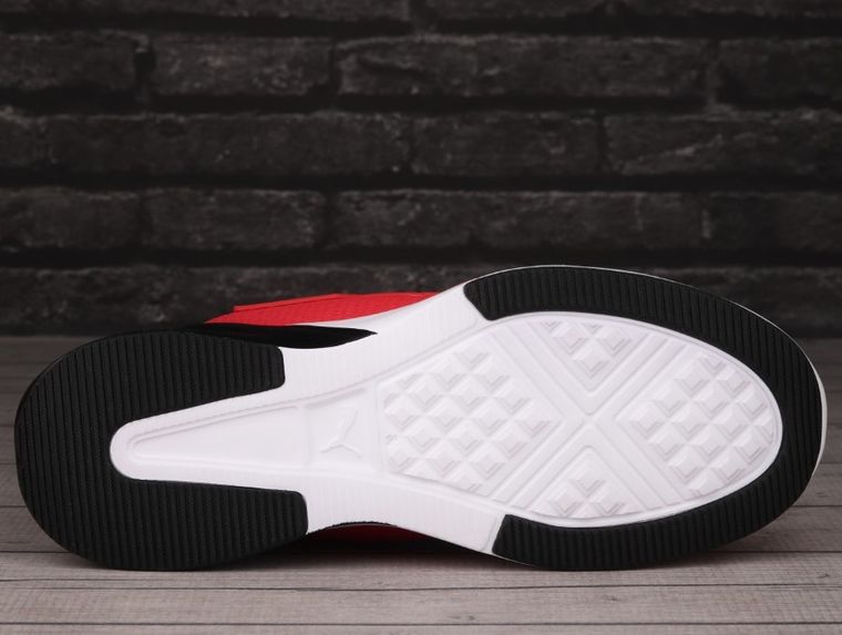 Buty sportowe męskie, czerwone, Puma Retaliate 2