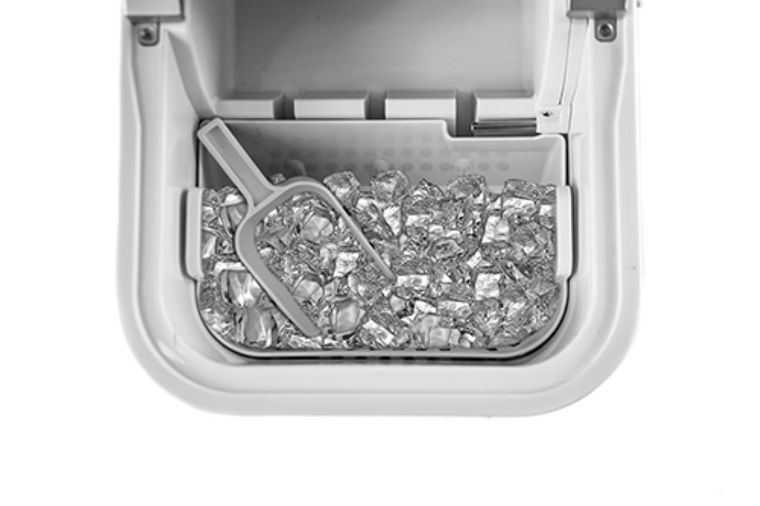 Camry, kostkarka do lodu