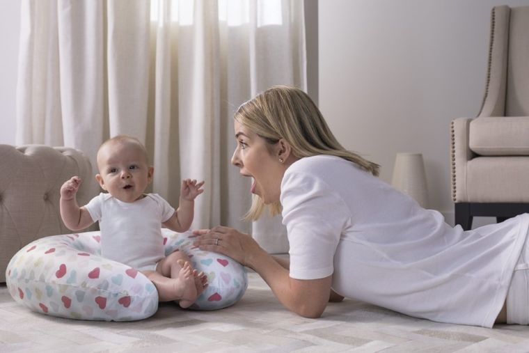 Chicco, Boppy, poduszka wielofunkcyjna, 4w1, Hearts