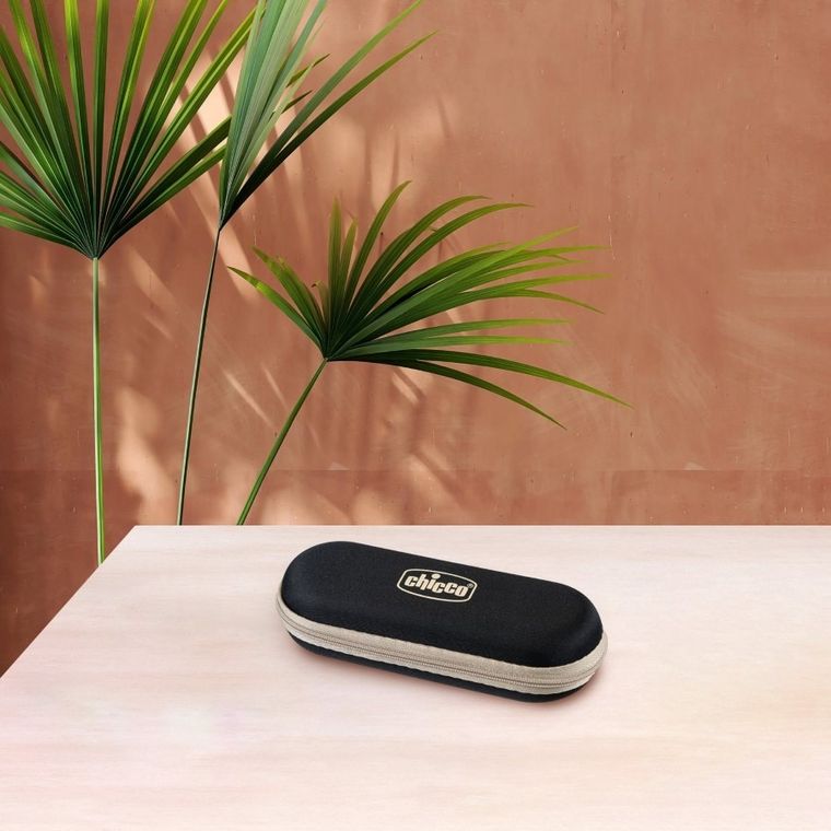 Chicco, okulary przeciwsłoneczne + etui, 24m+, szare