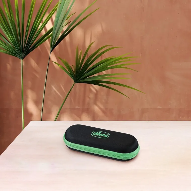 Chicco, okulary przeciwsłoneczne z etui, lustrzane, zielone, 36m+