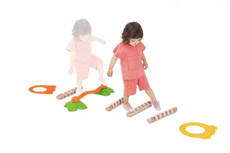 Chicco, zestaw gimnastyczny, 18 elementów