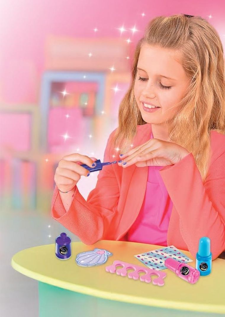 Clementoni, Crazy Chic, Mobilne studio paznokci