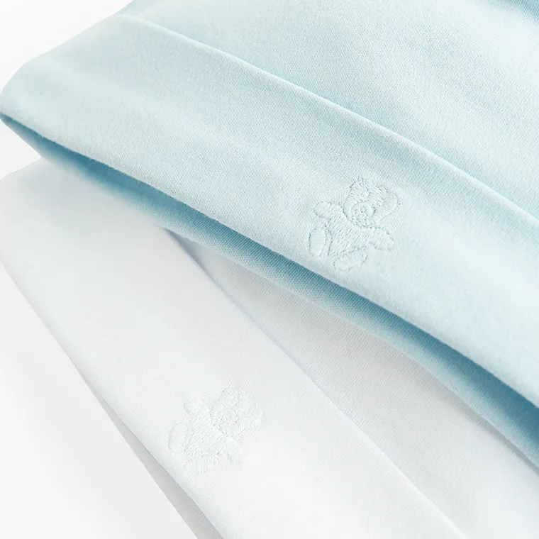 Cool Club, Czapka niemowlęca, jasnoniebieska, biała, zestaw, 2 szt.