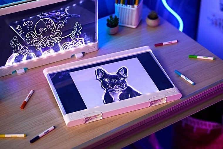 Crayola, podświetlana tablica LED z żelowymi flamastrami, 6 szt.