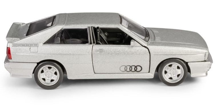 Daffi, RMZ City, Audi Quattro Coupe 1980-1991, pojazd, model metalowy, srebrny, 1:35
