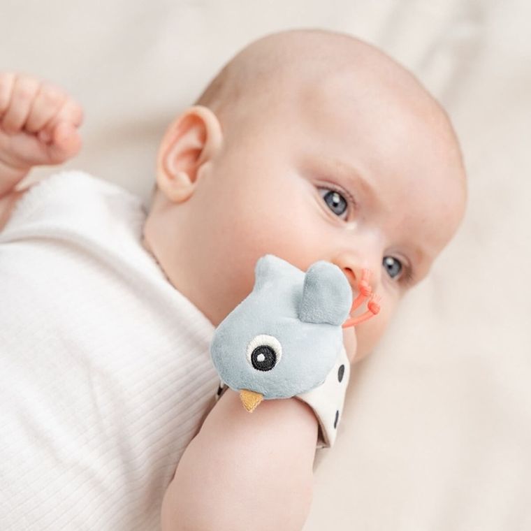 Done by Deer, Happy Clouds, zabawka na rączkę, blue, 2 szt.