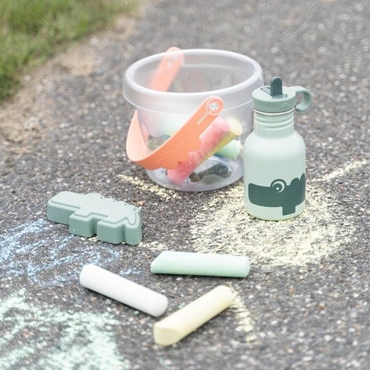 Done by Deer, Ozzo, butelka metalowa ze słomką, powder