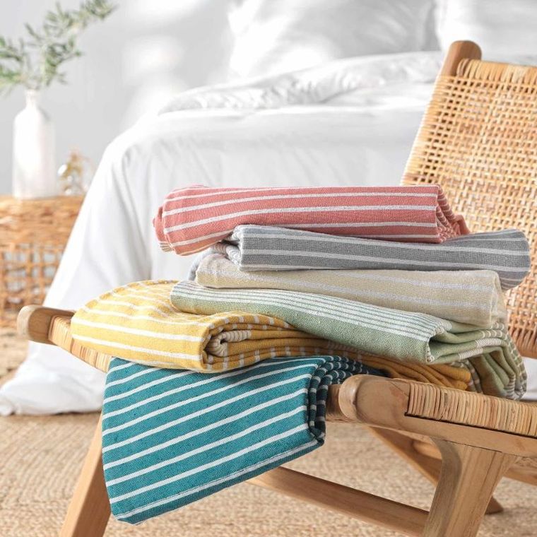 Douceur d'intérieur, narzuta na łóżko w paski, 180-220 cm, Adele