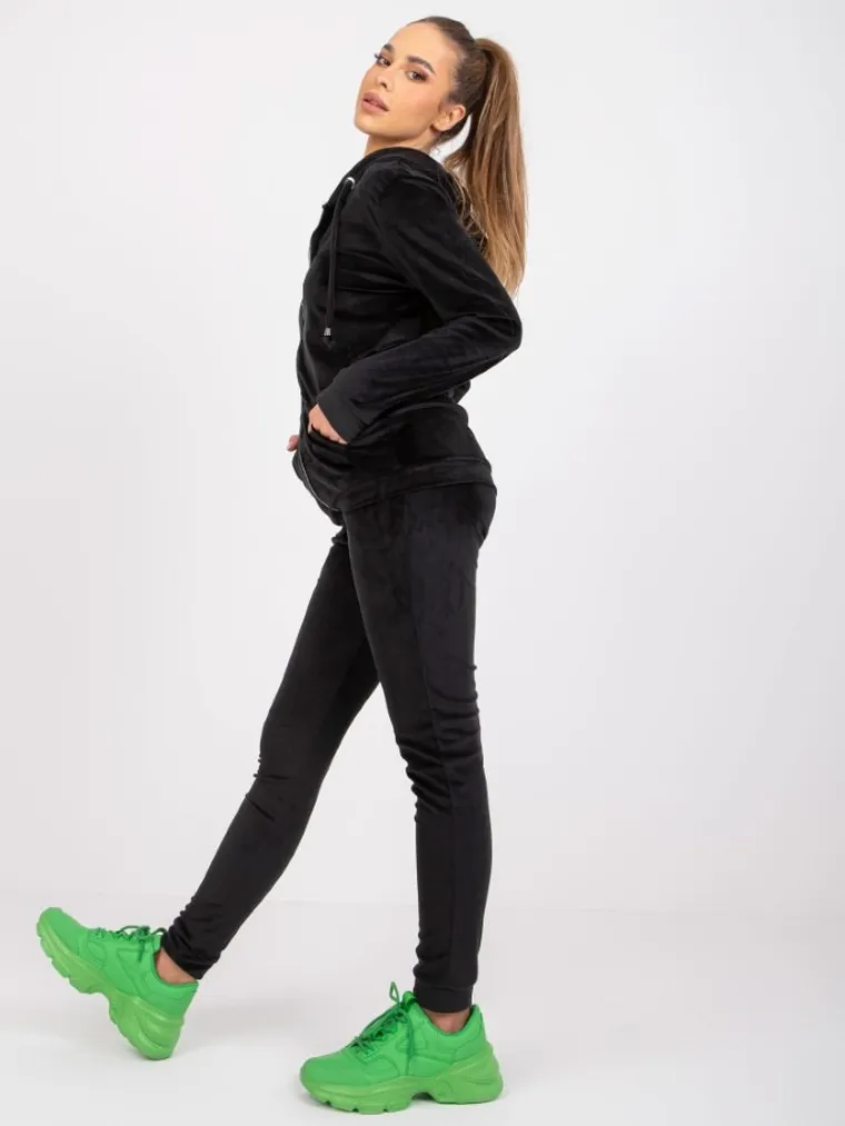 Dres damski, czarny, Relevance