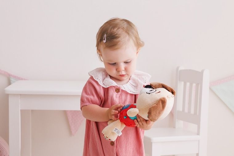 Dumel Discovery, Sprytny piesek, zabawka interaktywna